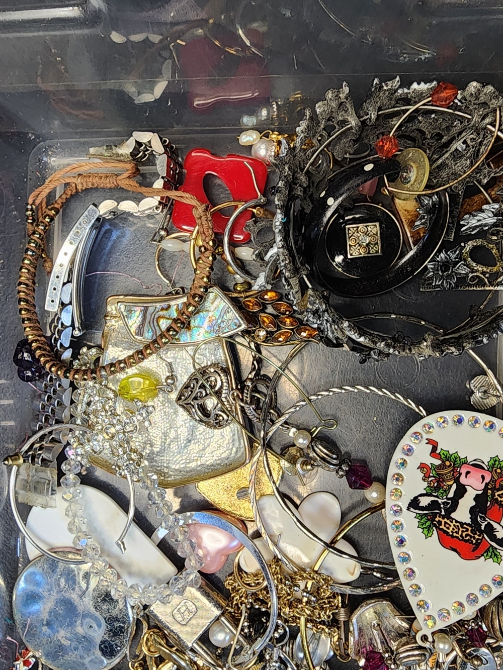 1lb Mixed Fashion Jewlery Lot For Crafting May Or May Not Have Matches For Craft - Picture 5 of 5